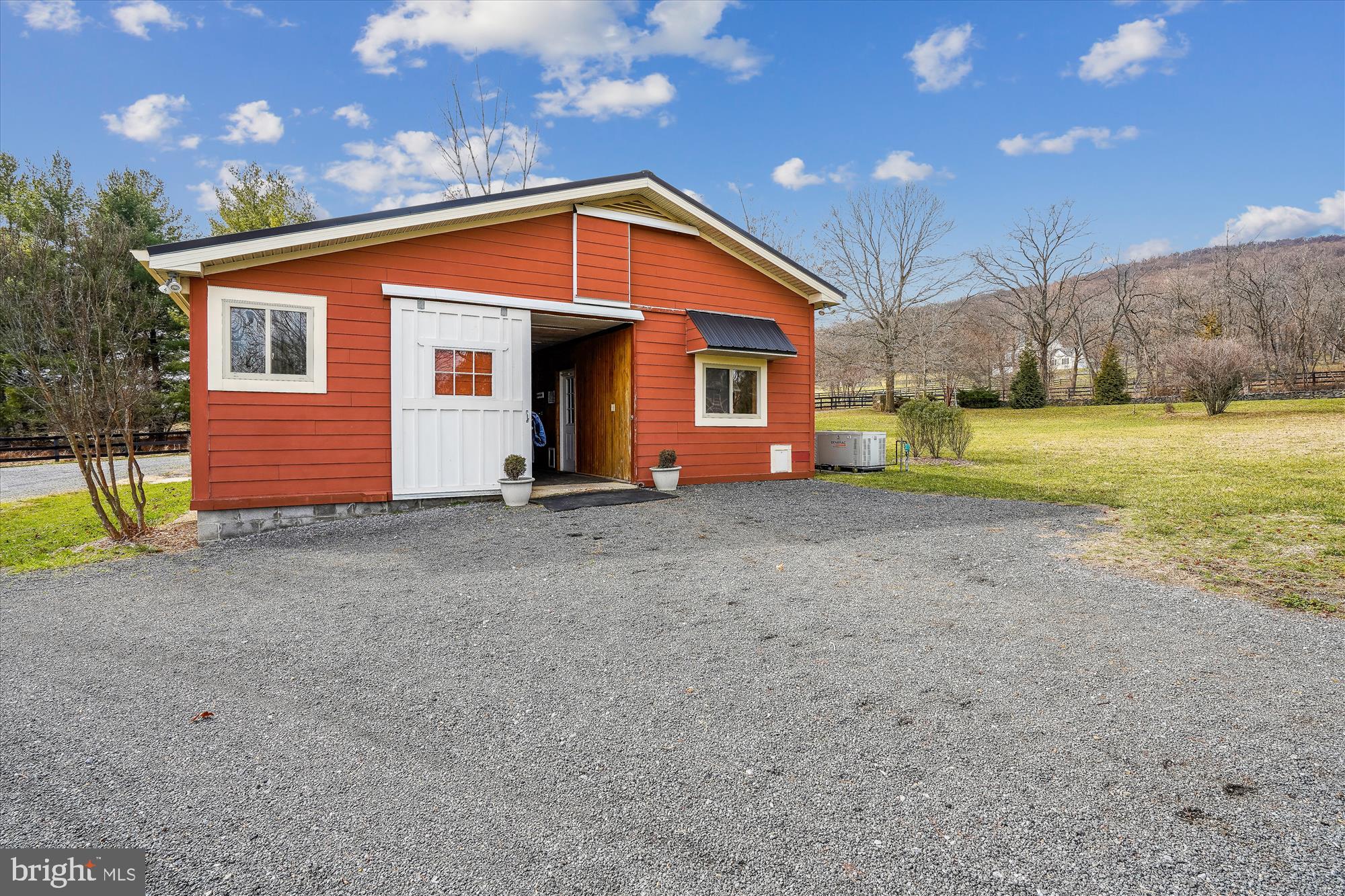 19744 Ridgeside Road Bluemont, VA 20135 - Photo 17 of 82 4 stall center aisle barn w custom doors