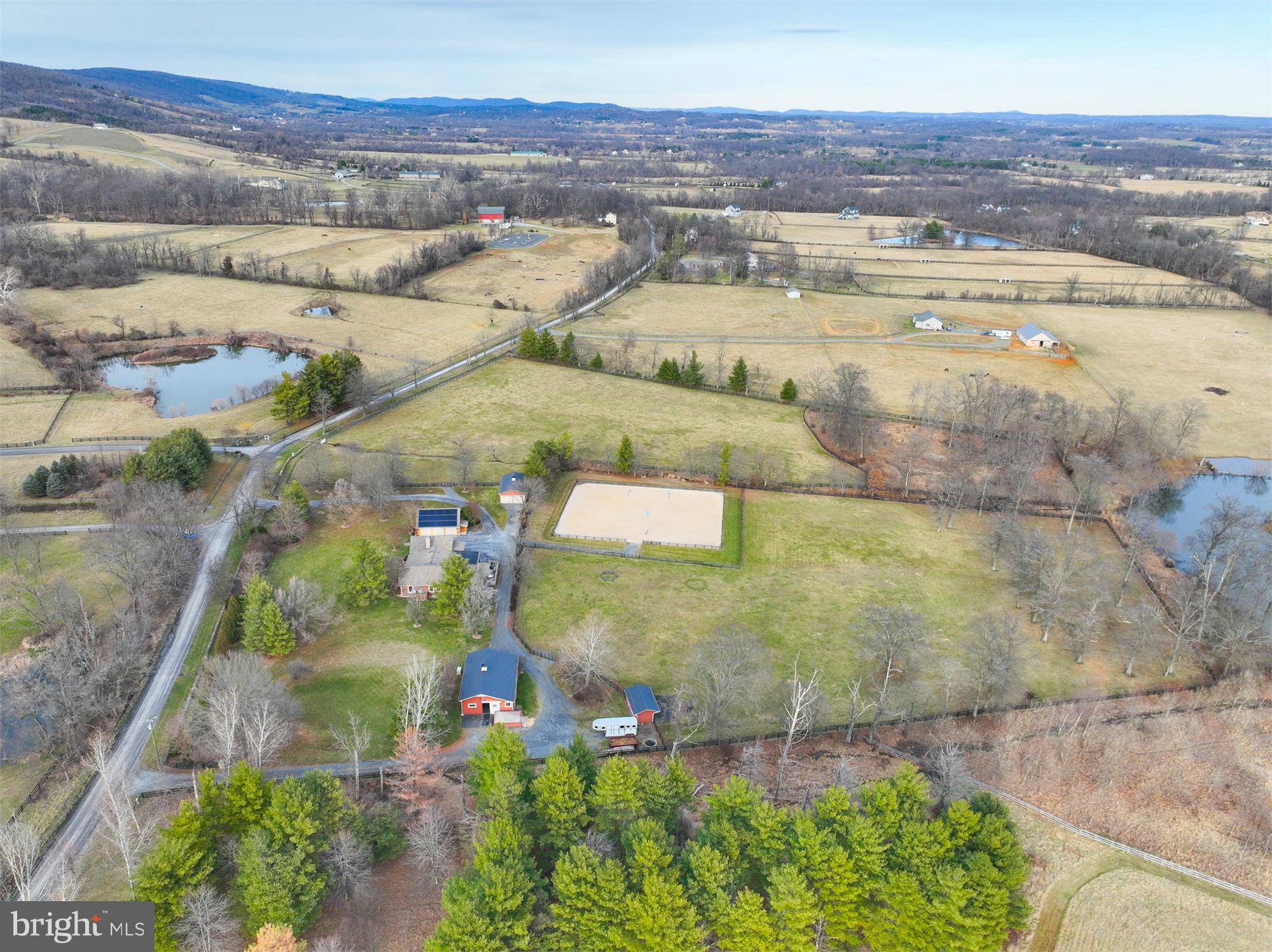 19744 Ridgeside Road Bluemont, VA 20135 - Photo 3 of 82 Two pastures, one on each side of riding ring