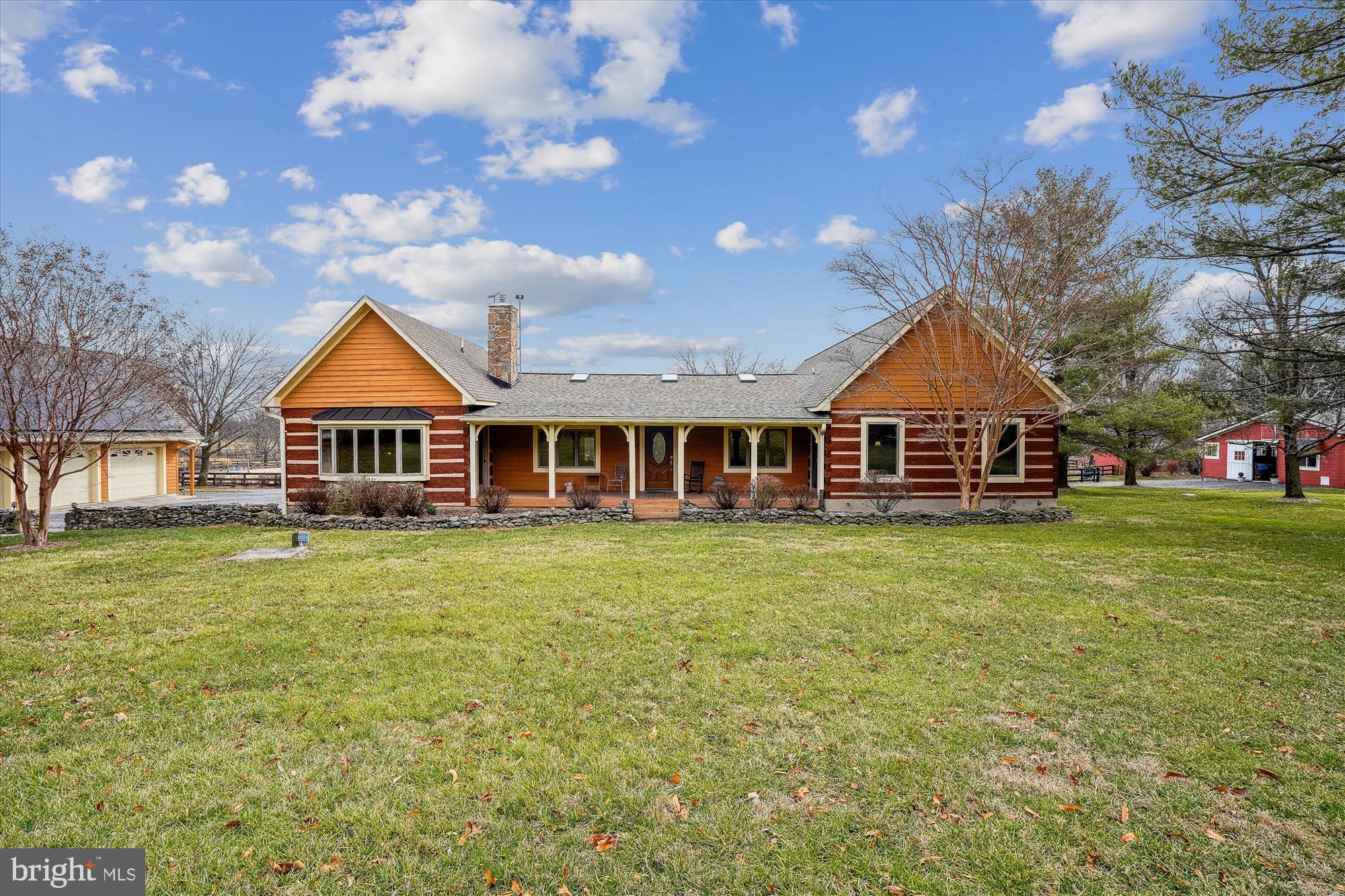 19744 Ridgeside Road Bluemont, VA 20135 - Photo 5 of 82 Fabulous equestrian property with custom log home