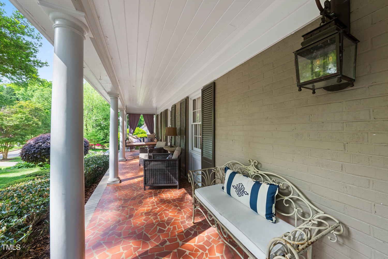 2421 Tyson Street Raleigh, NC 27612 - Photo 5 of 61 DSC07262