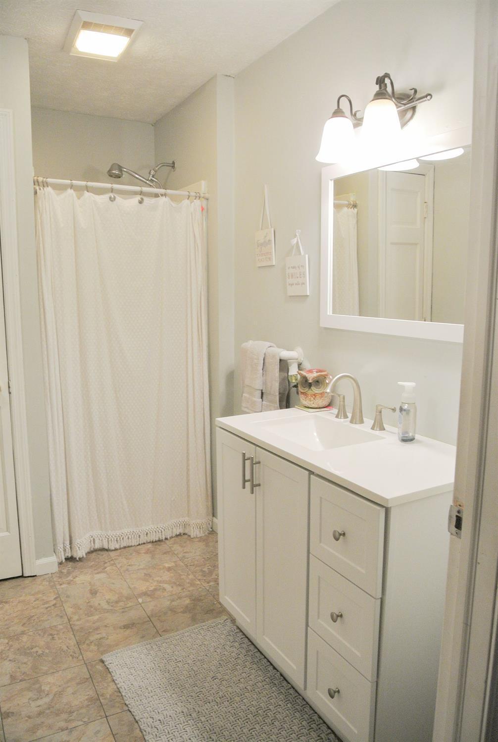 8474 Corlee Road Middletown, OH 45042 - Photo 13 of 25 Gallery Image 13