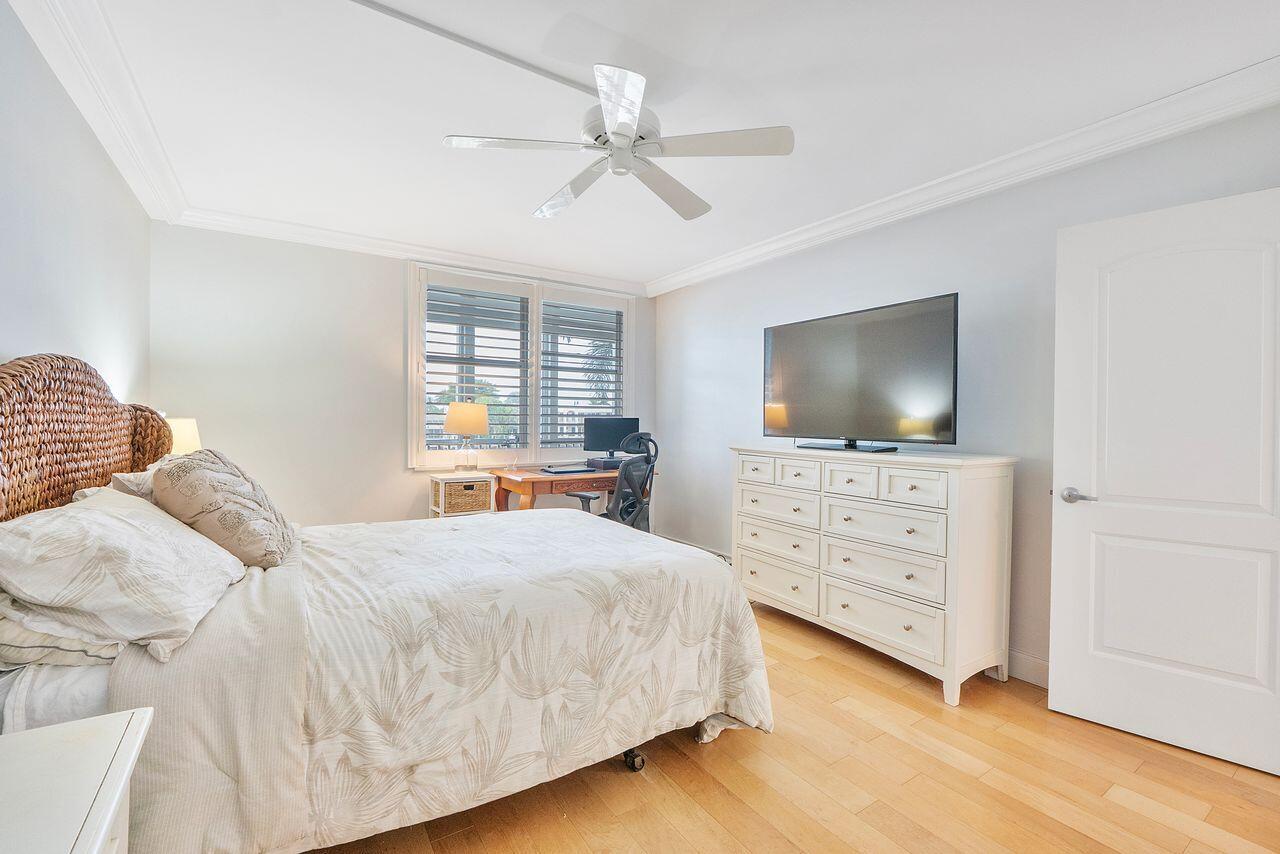 3310 South Ocean Boulevard, Unit 231D Highland Beach, FL 33487 - Photo 15 of 31 3310_S_Ocean_Blvd_u231_002