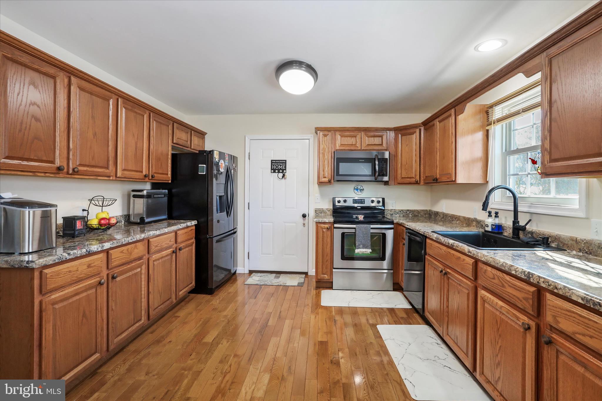 300 Park Road Stanley, VA 22851 - Photo 9 of 33 Stainless steel appliances