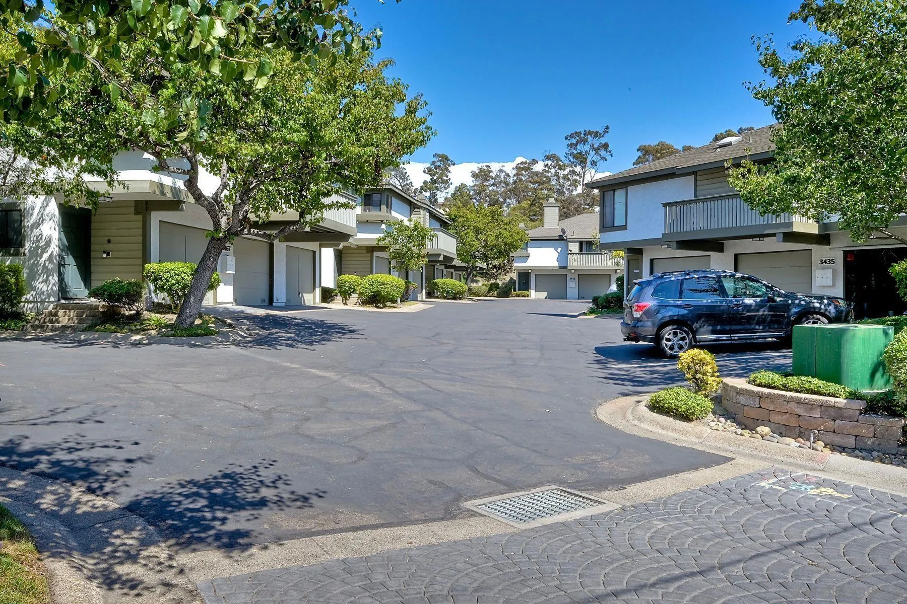 3467 Reynard Way, Unit A San Diego, CA 92103 - Photo 29 of 29 a view of a back yard of the house