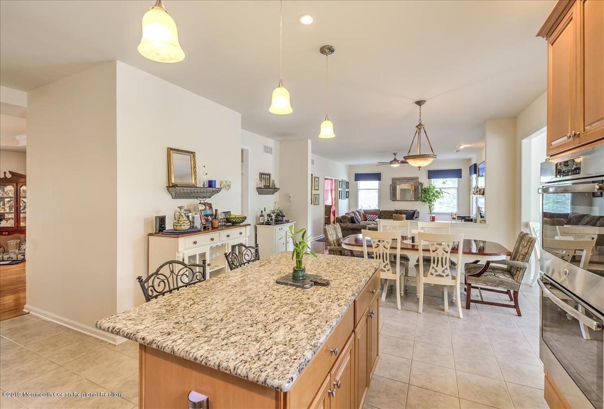 16 Molly Pitcher Road Marlboro, NJ 07746 - Photo 13 of 36 KITCHEN