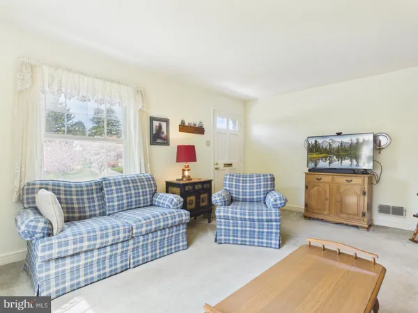 $250,000 | 227 North Williams Street, York, PA 17404
