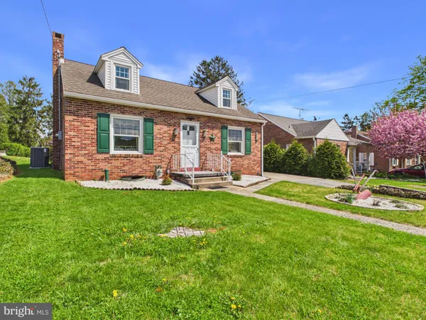 $250,000 | 227 North Williams Street, York, PA 17404