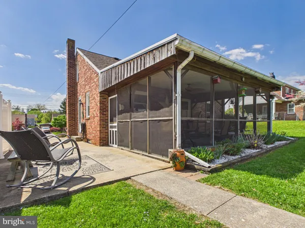 $250,000 | 227 North Williams Street, York, PA 17404
