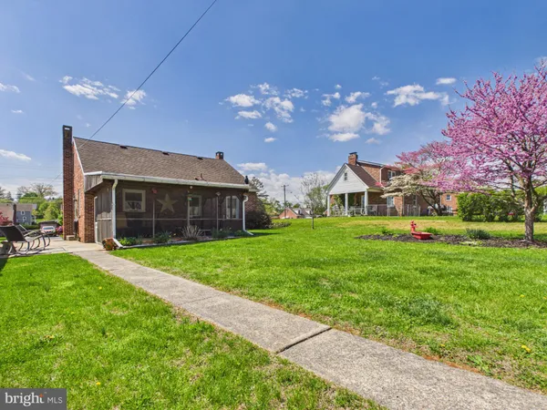 $250,000 | 227 North Williams Street, York, PA 17404
