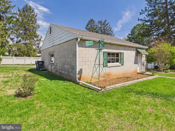 $250,000 | 227 North Williams Street, York, PA 17404
