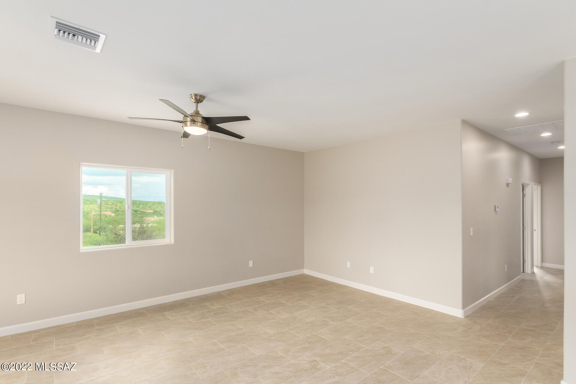 1864 Circulo Girasol Rio Rico, AZ 85648 - Photo 9 of 26