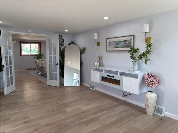 $539,000 | 143 Anita Avenue, Pittsburgh, PA 15217