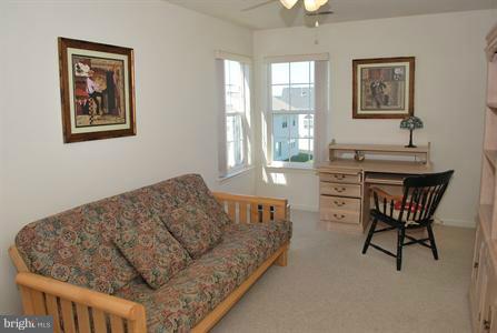 14303 Ashleigh Greene Road Boyds, MD 20841 - Photo 16 of 25 Bedroom