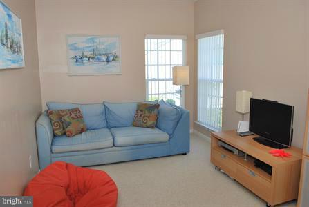 14303 Ashleigh Greene Road Boyds, MD 20841 - Photo 18 of 25 Bedroom