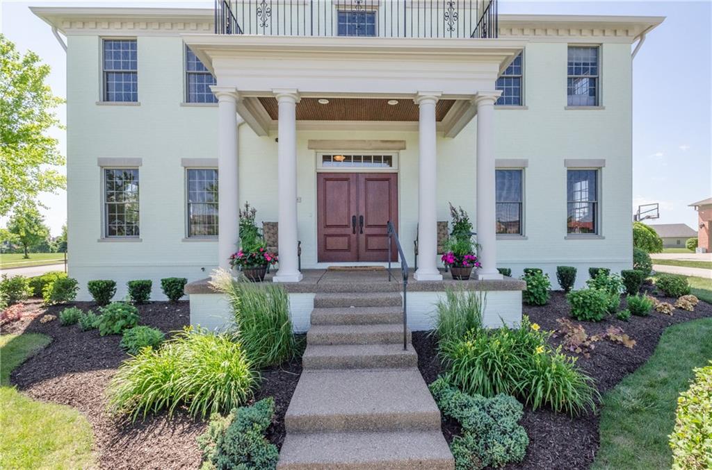 2063 Finchley Road Carmel, IN 46032 - Photo 2 of 24 Gallery Image 2