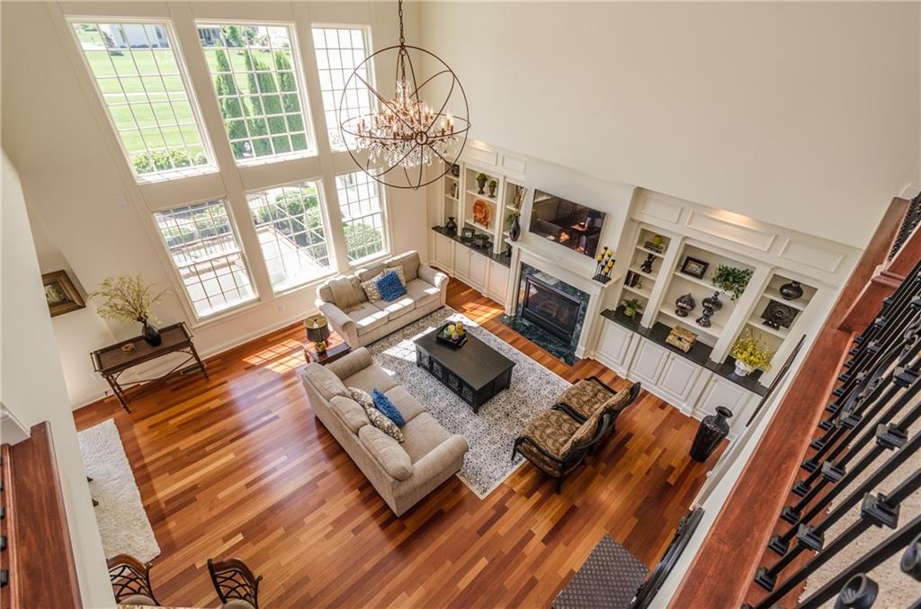 2063 Finchley Road Carmel, IN 46032 - Photo 11 of 24 Gallery Image 11