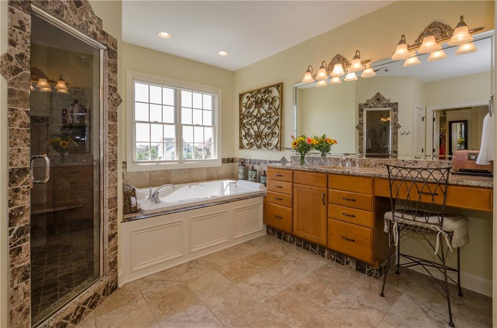2063 Finchley Road Carmel, IN 46032 - Photo 14 of 24 Gallery Image 14
