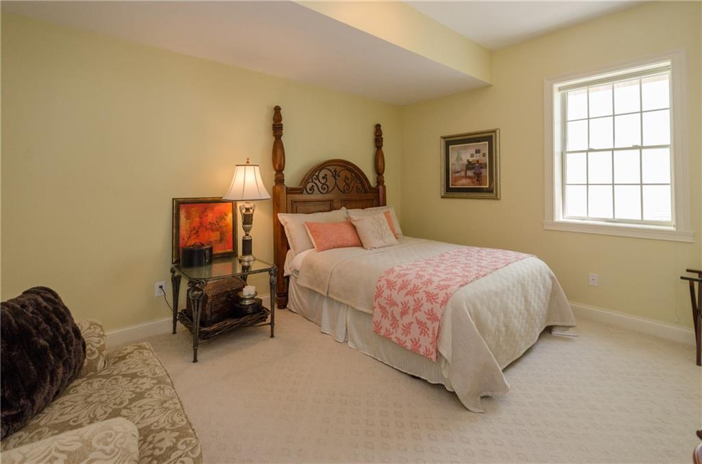 2063 Finchley Road Carmel, IN 46032 - Photo 17 of 24 Gallery Image 17