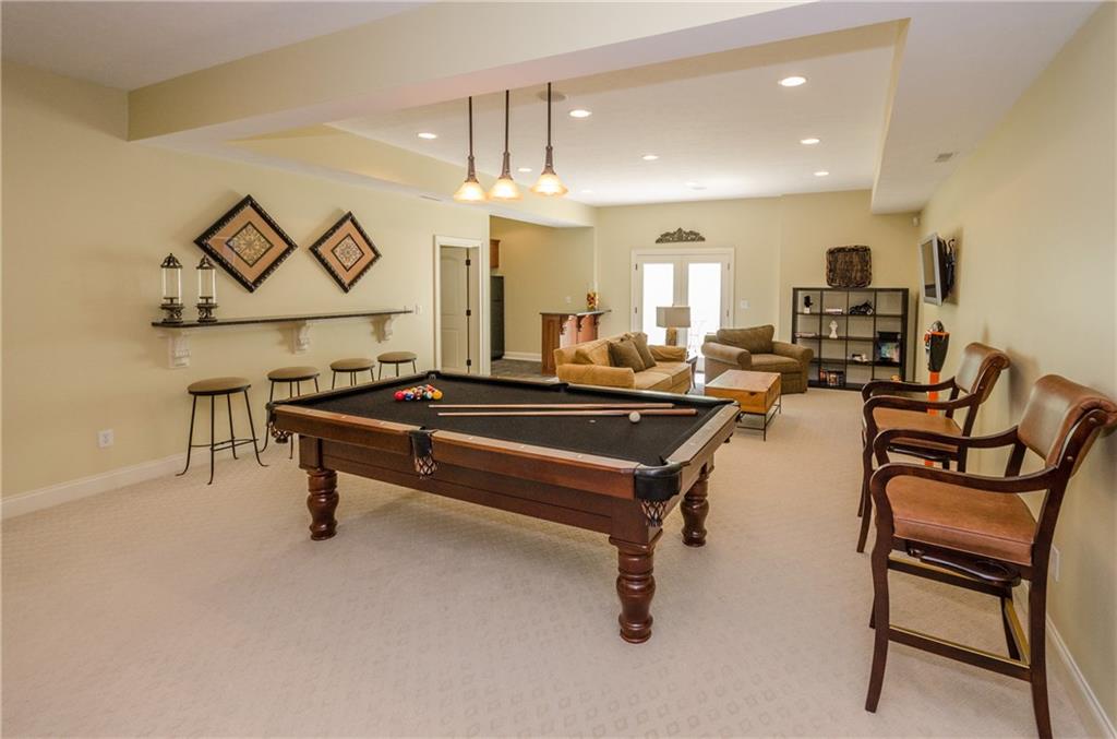 2063 Finchley Road Carmel, IN 46032 - Photo 19 of 24 Gallery Image 19