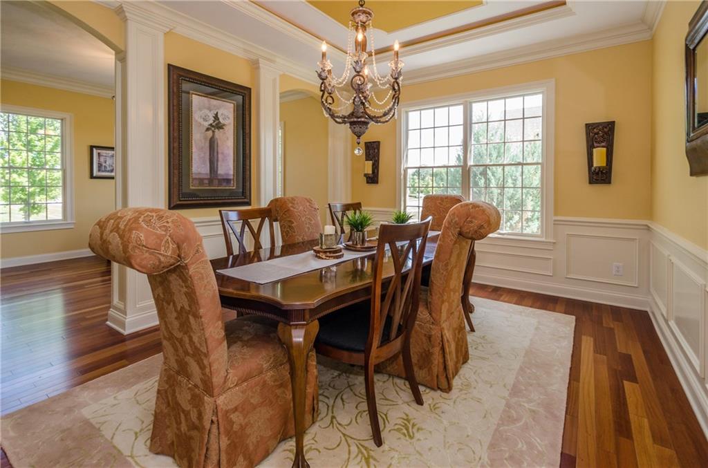 2063 Finchley Road Carmel, IN 46032 - Photo 7 of 24 Gallery Image 7