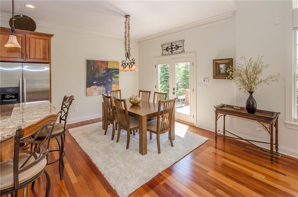 2063 Finchley Road Carmel, IN 46032 - Photo 9 of 24 Gallery Image 9