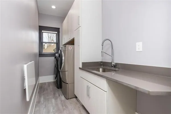 a swimming pool with a outdoor space