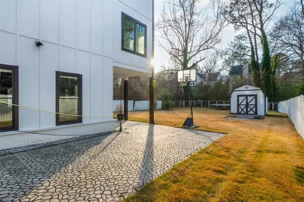 $1,625,000 | 2804 Skyland Drive Northeast, Brookhaven, GA 30341