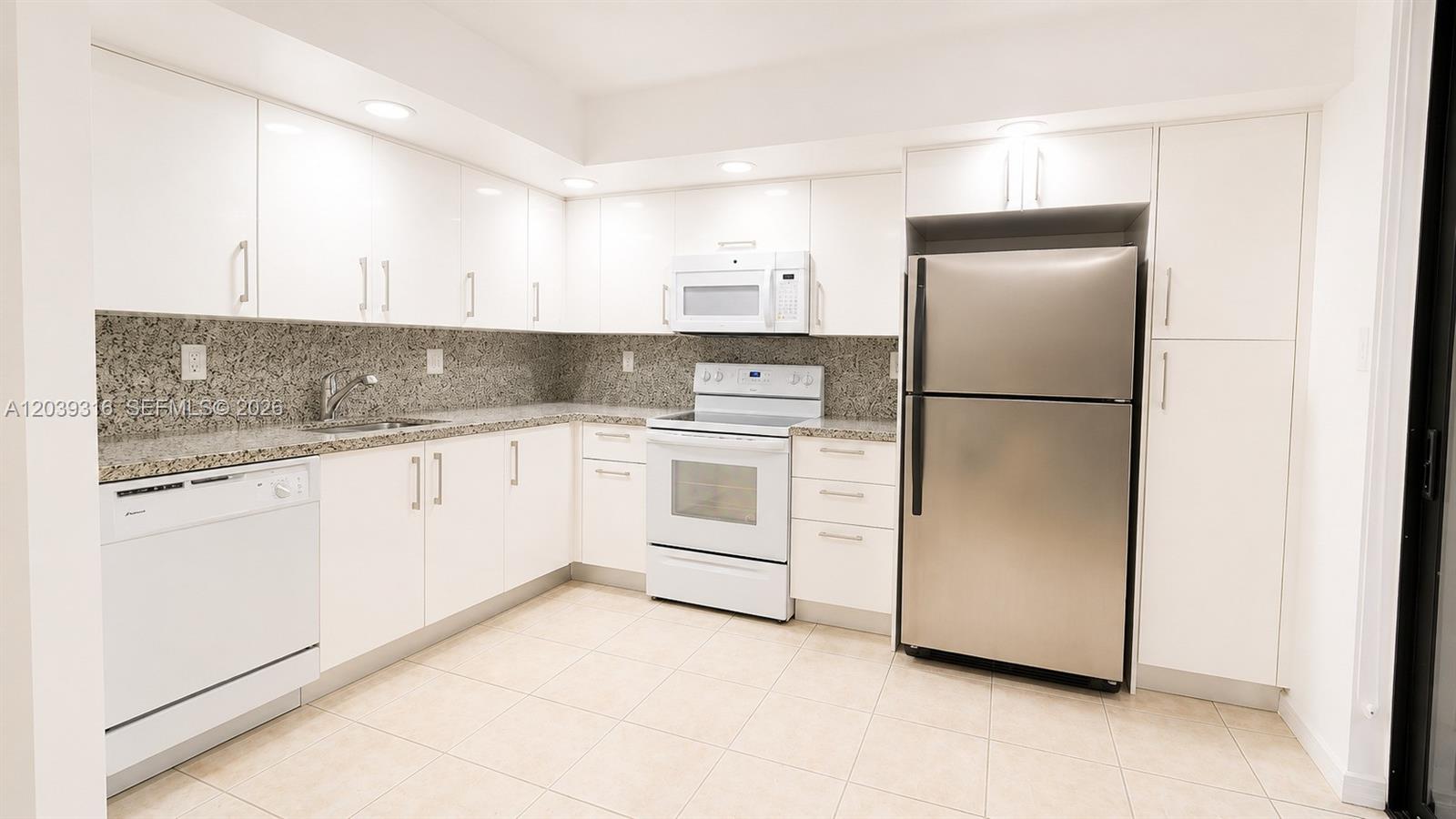 8700 Southwest 133rd Avenue Road, Unit 312 Miami, FL 33183 - Photo 4 of 22