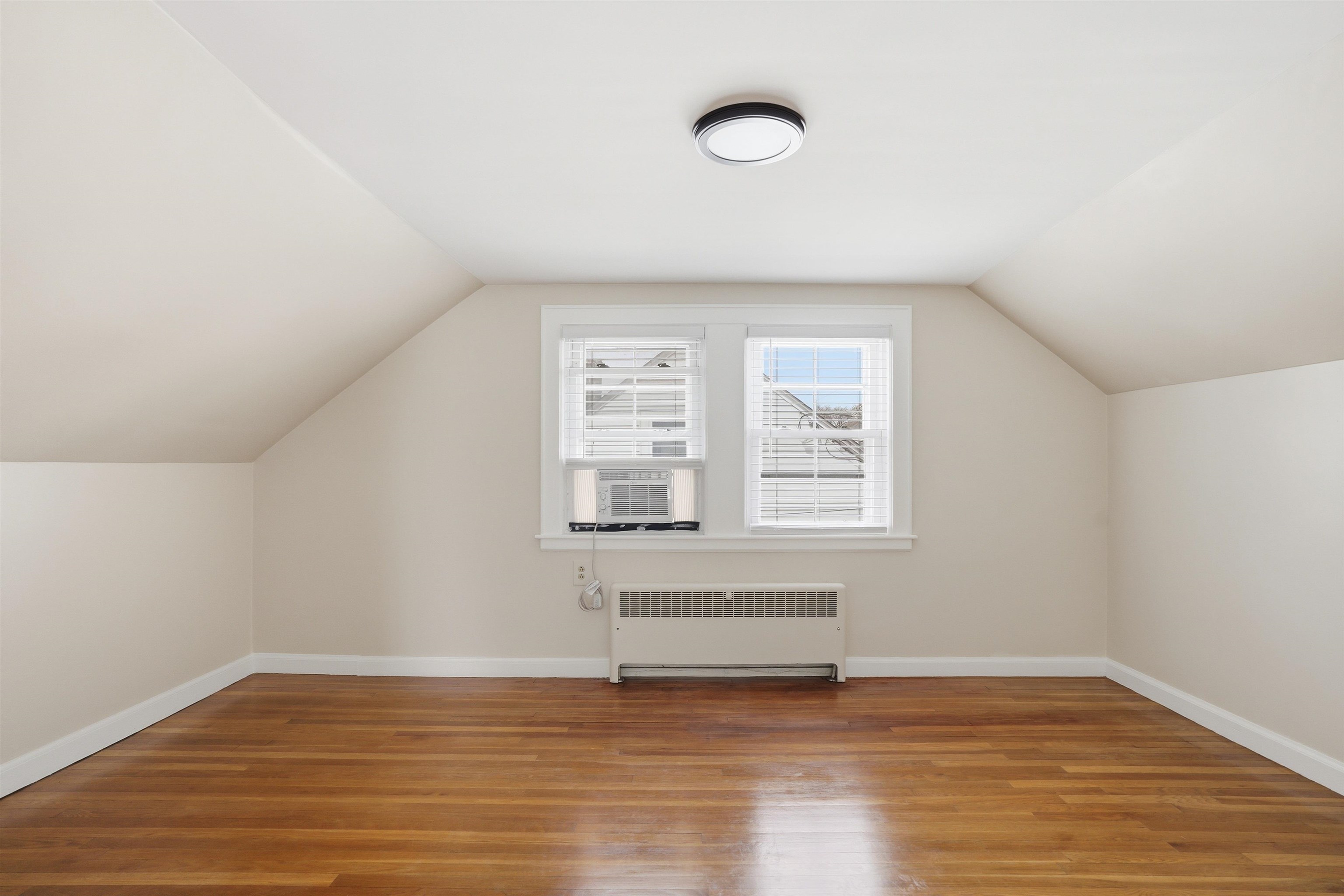 20 Exeter Avenue Manchester, NH 03103 - Photo 20 of 36 Gallery Image 20
