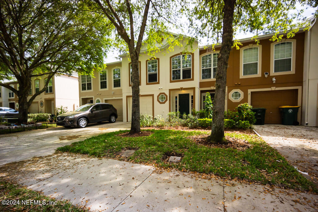 10535 Autumn Trace Road Jacksonville, FL 32257 - Photo 1 of 47 10535 Autumn Trace Rd