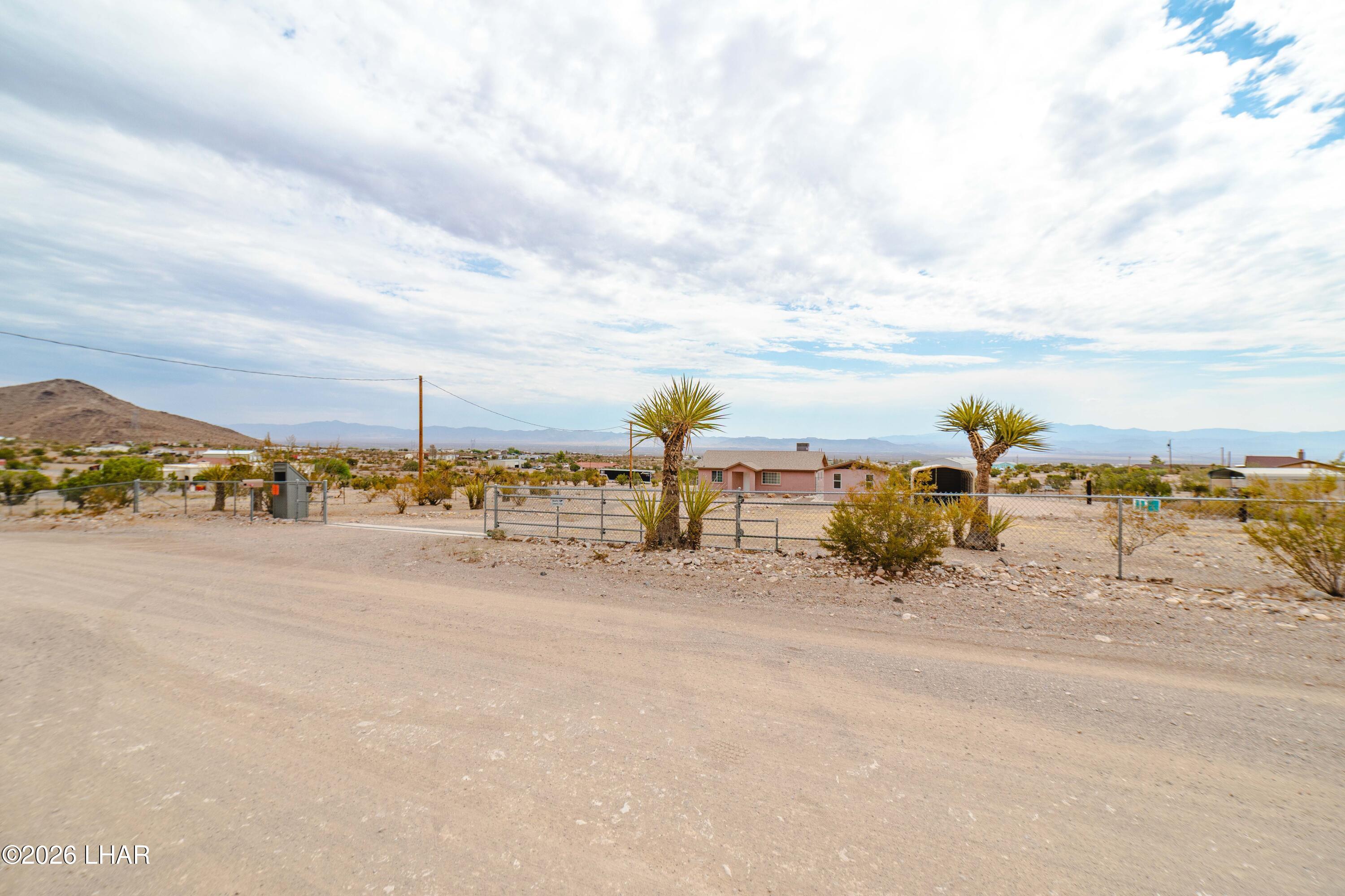 2310 Dewey Road Golden Valley, AZ 86413 - Photo 57 of 71 2310 Dewey Rd 37