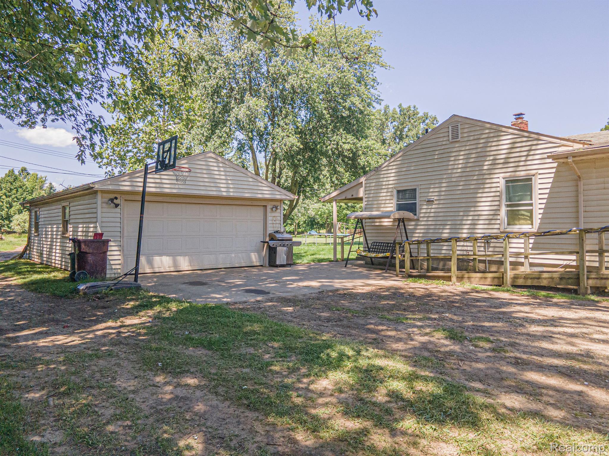 49720 Martz Road Belleville, MI 48111 - Photo 10 of 10 Gallery Image 10