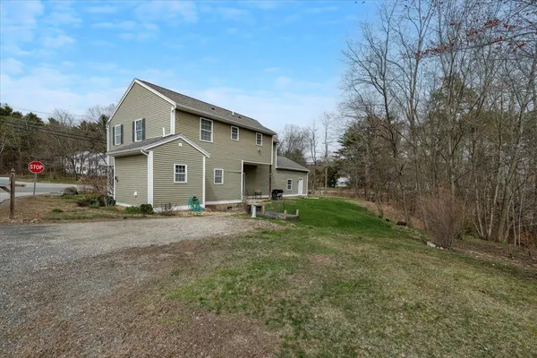 $525,000 | 1 Langs Lane, Newmarket, NH 03857