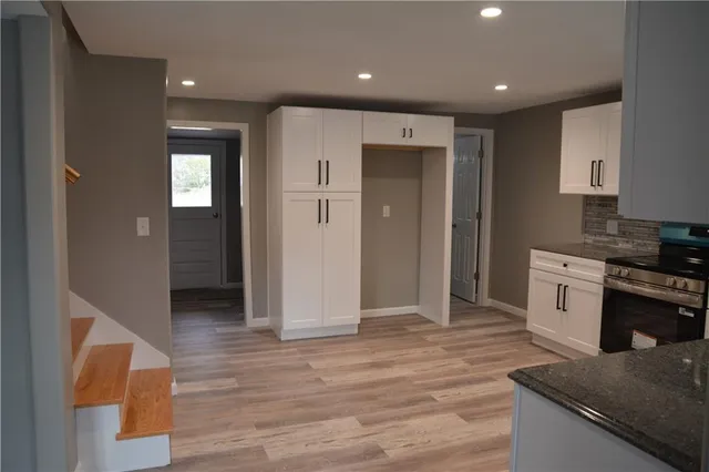 $299,000 | 322 Front Street, Grain Valley, MO 64029