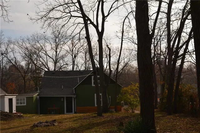 $299,000 | 322 Front Street, Grain Valley, MO 64029