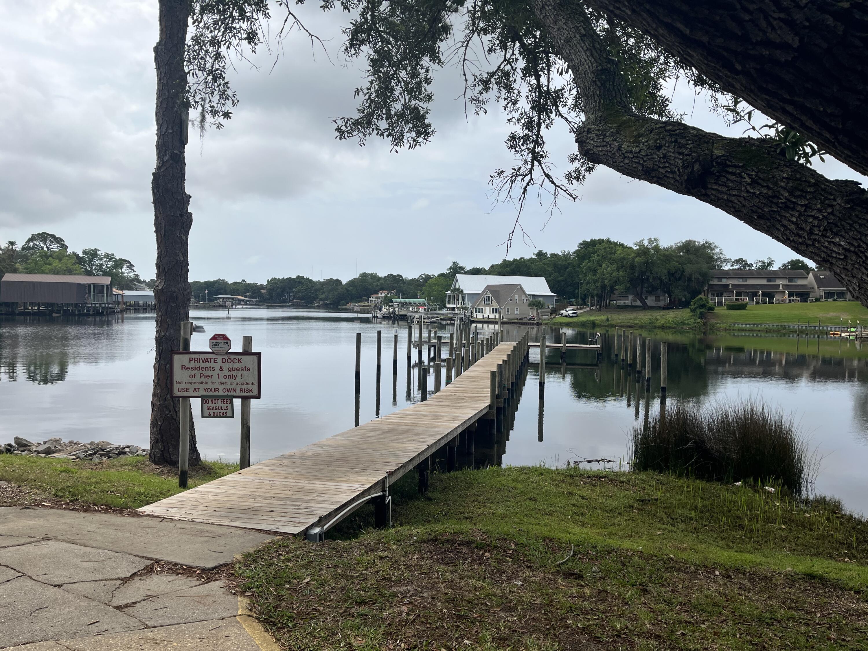 210 Pelham Road, Unit 210 Fort Walton Beach, FL 32547 - Photo 1 of 22 1