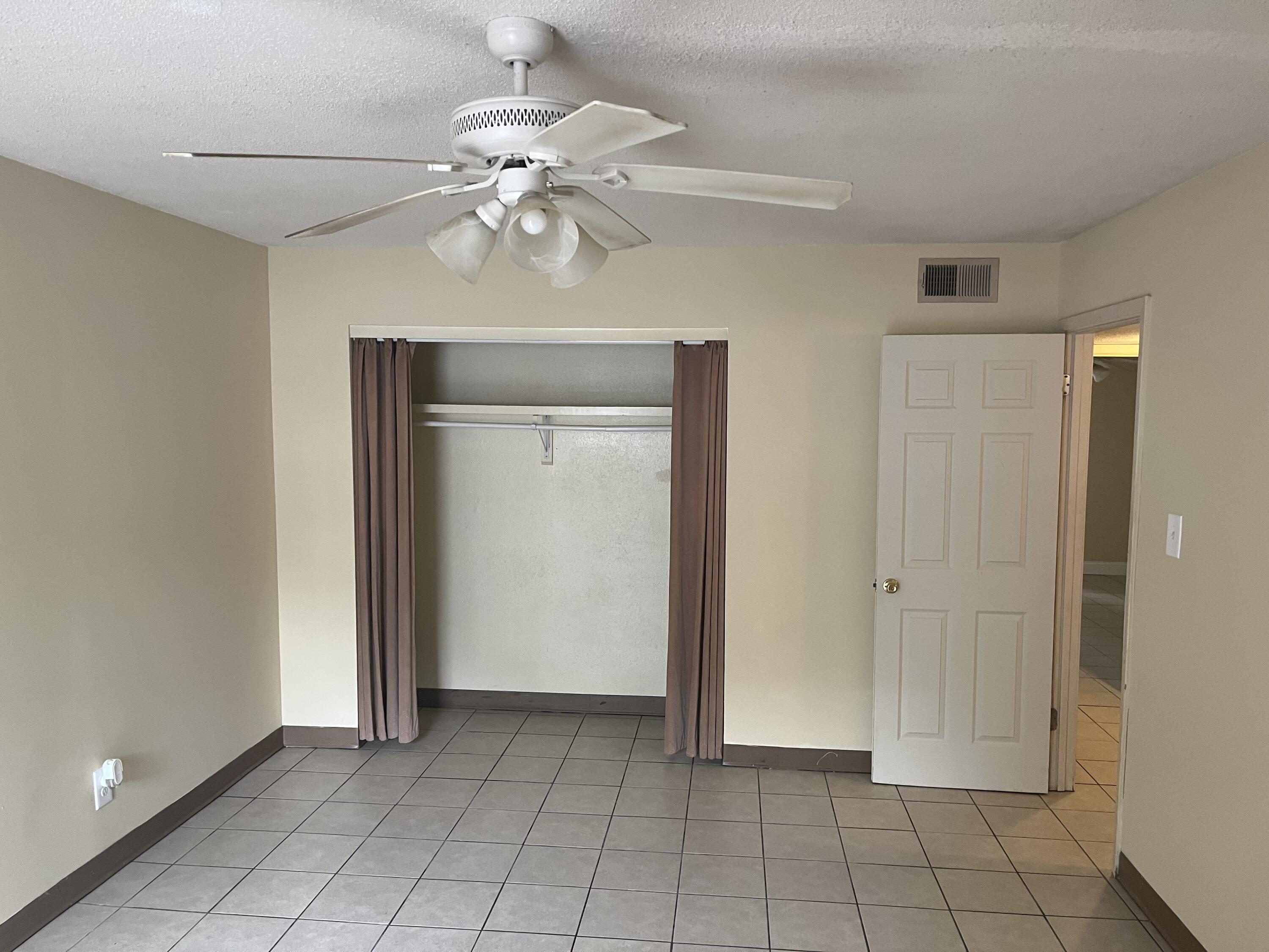 210 Pelham Road, Unit 210 Fort Walton Beach, FL 32547 - Photo 13 of 22 12