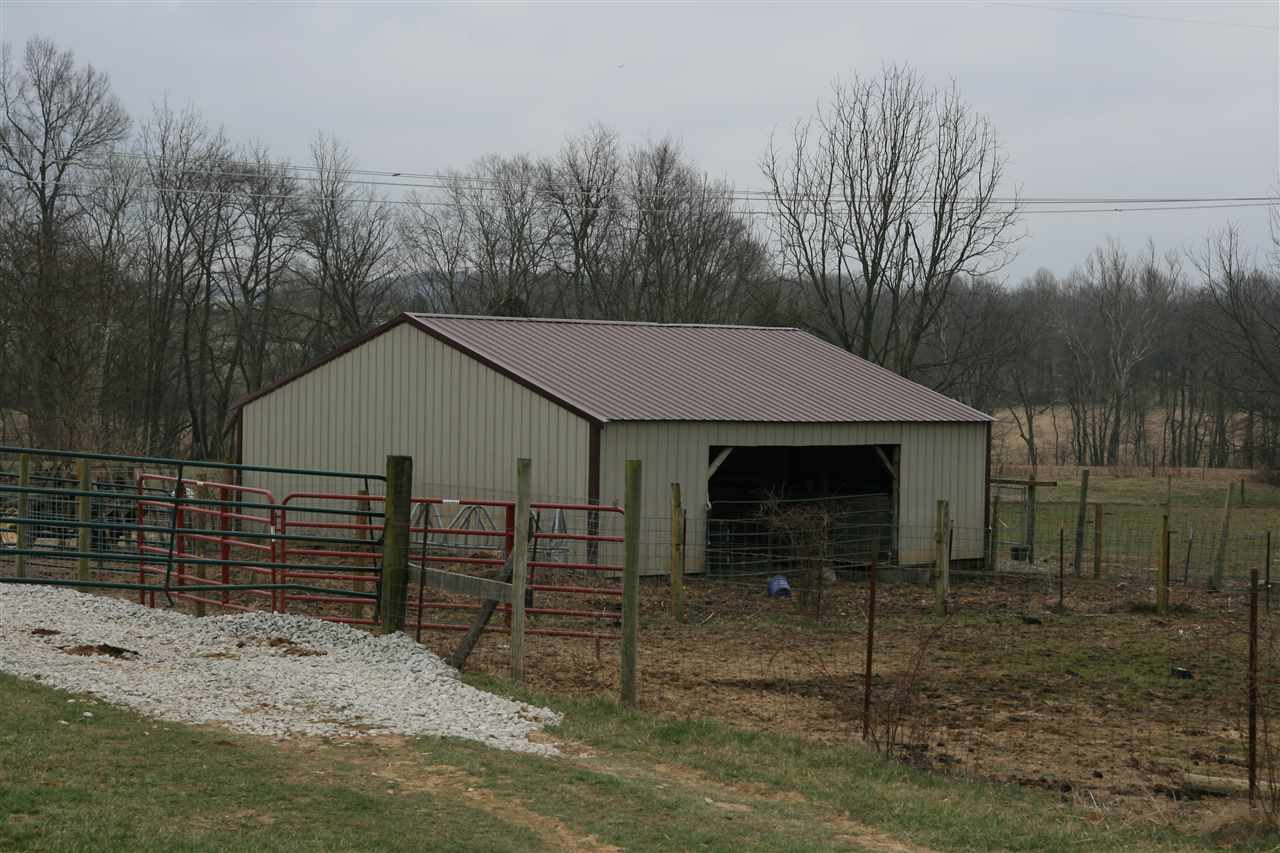 9075 West Fenceline Road Spencer, IN 47460 - Photo 5 of 26