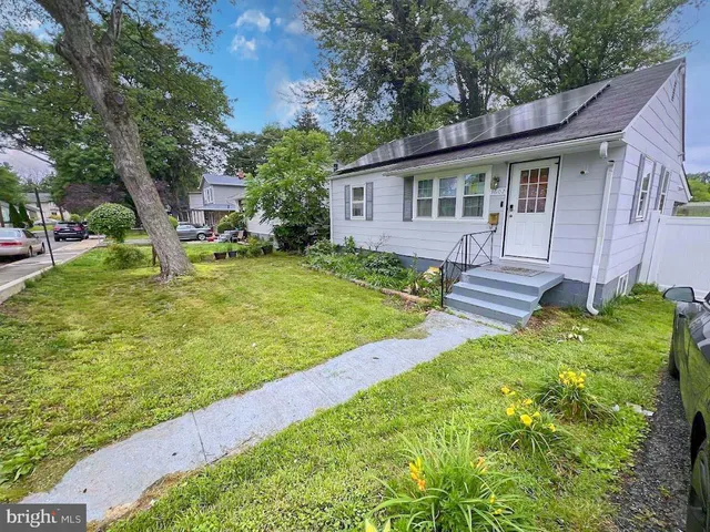 $420,000 | 3602 Allison Street, Brentwood, MD 20722