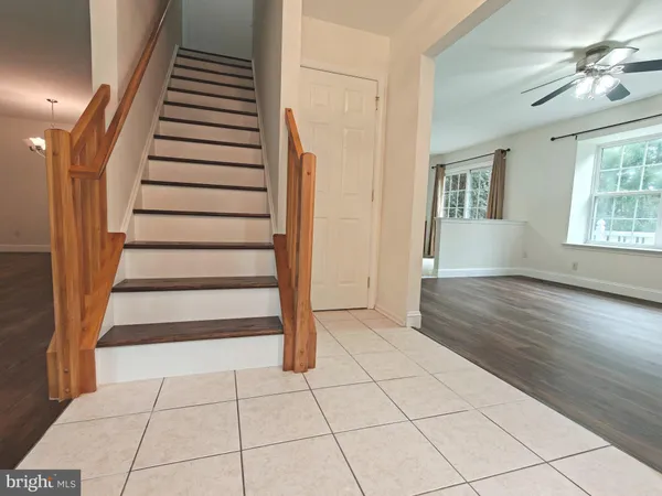 $2,900 | 104 Coventry Way, Mount Laurel, NJ 08054