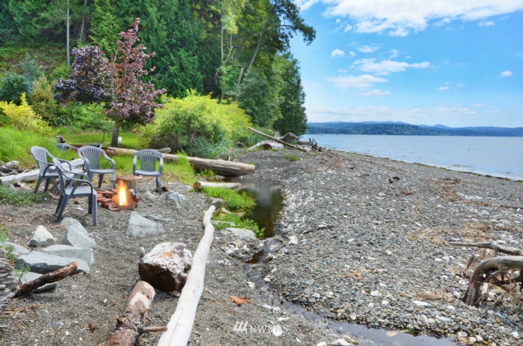 15071 Olympic View Loop Road Northwest Silverdale, WA 98383 - Photo 9 of 25 Gallery Image 9
