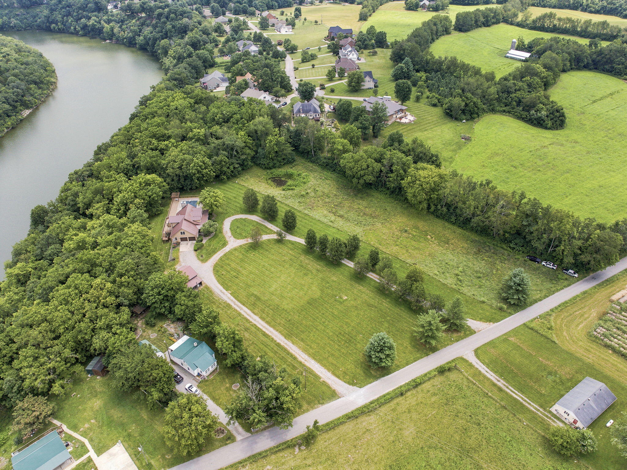 860 Wells Landing Road Danville, KY 40422 - Photo 72 of 83 2-web-or-mls-DJI_20260704220511_0994_D