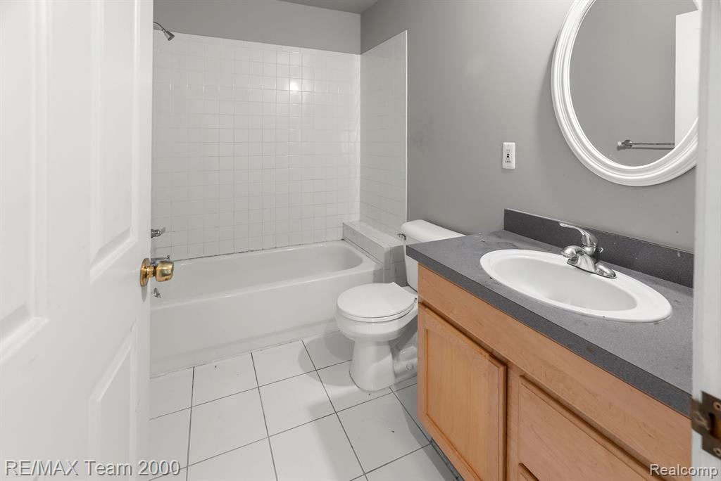 51069 Baker Road Chesterfield, MI 48047 - Photo 19 of 56