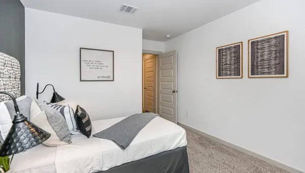 $2,400 | 1106 Briscoe Court, Rosharon, TX 77583