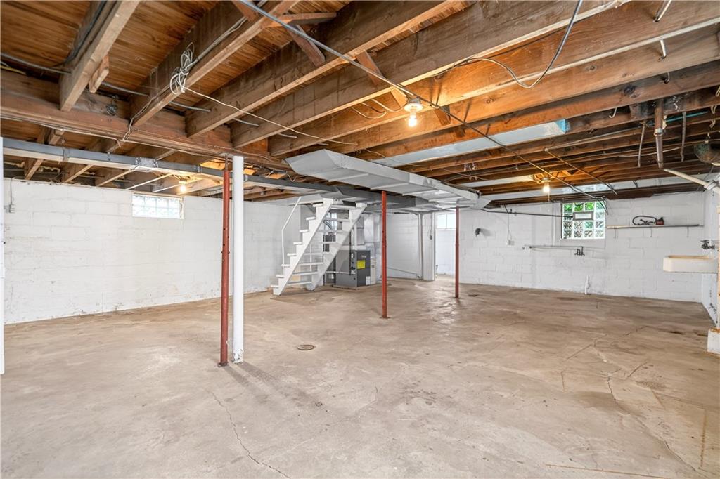 1107 Reeves Avenue Monessen, PA 15062 - Photo 28 of 33 a view of empty room