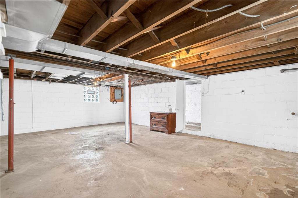 1107 Reeves Avenue Monessen, PA 15062 - Photo 30 of 33