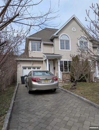 $4,700 | 2471 7th Street, Fort Lee, NJ 07024