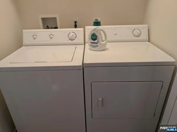 $4,250 | 2471 7th Street, Fort Lee, NJ 07024