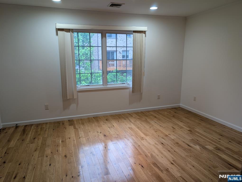 2471 7th Street Fort Lee, NJ 07024 - Photo 6 of 13