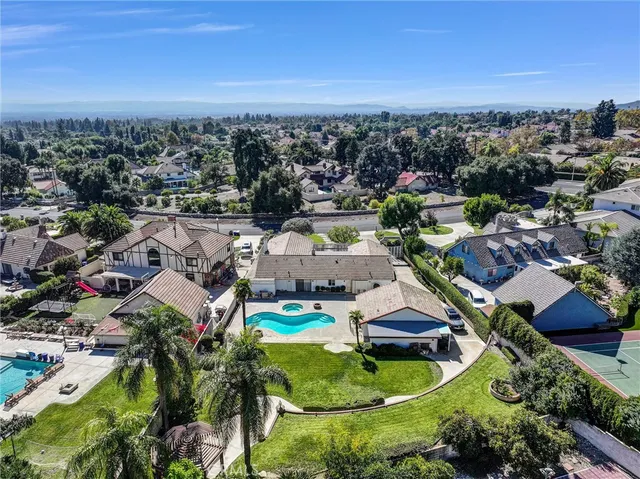 $1,299,000 | 2376 West Sunset Curve, Upland, CA 91784